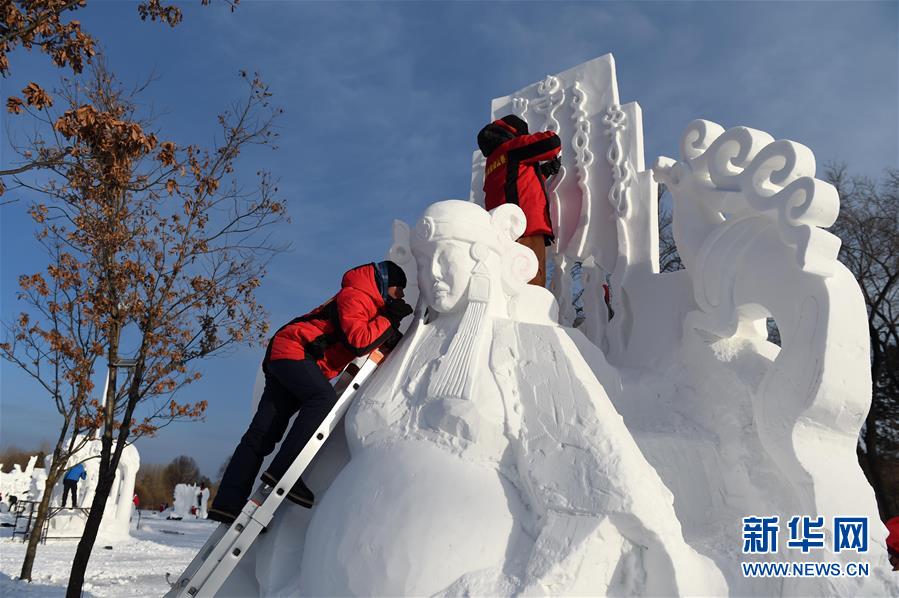 （文化）（2）第22届哈尔滨国际雪雕比赛进入收尾阶段
