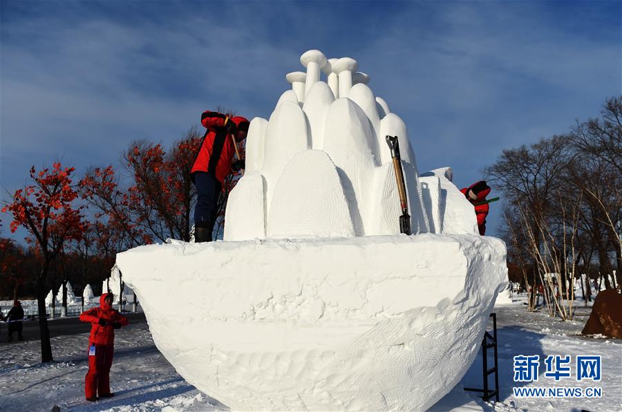 （文化）（4）第22届哈尔滨国际雪雕比赛进入收尾阶段