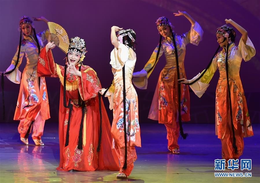 （新华网）（4）“文化中国·四海同春”演出亮相香港