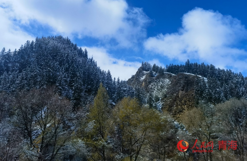 祁连山秋雪。人民网记者 甘海琼摄